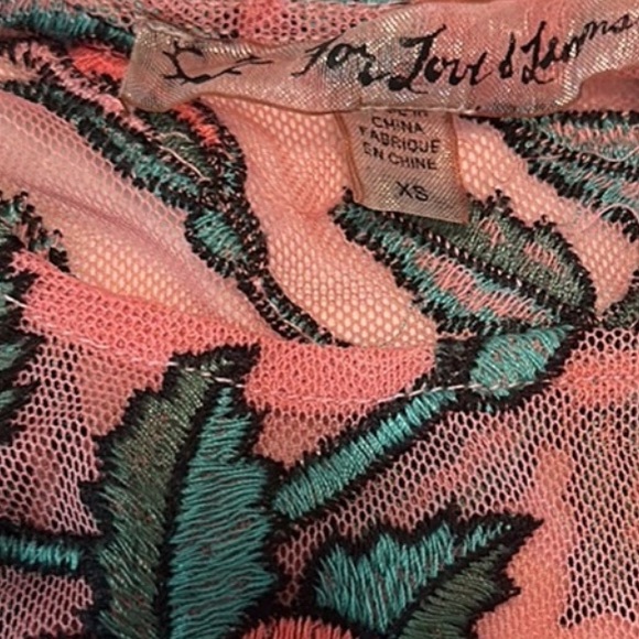 Rare For Love and Lemons Flower Orchid Crop Top Size XS & S EUC - Picture 13 of 14